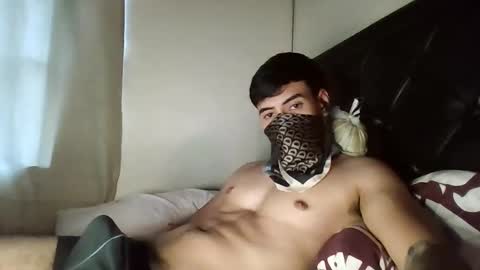Snapshot of malekthick chatting on 29, 5, 2026 malekthick online show from 29, 5, 2026