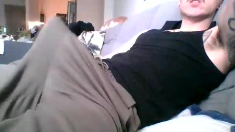 Snapshot of malemuscle11 chatting on 19, 12, 2024 Men online show from 19, 12, 2024