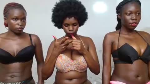 Snapshot of malia_baby chatting on 13, 7, 2026 malia online show from 13, 7, 2026