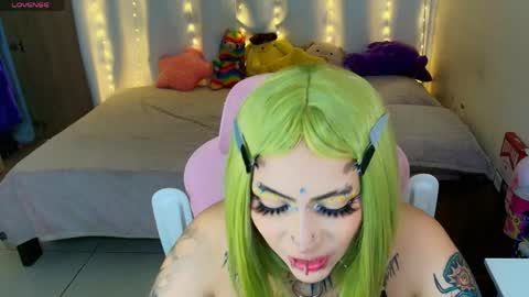 Snapshot of maliciaxpoison chatting on 18, 5, 2026 maliciaxpoison online show from 18, 5, 2026