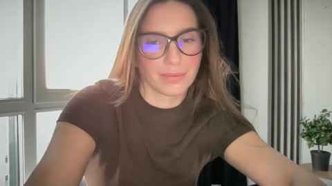 malina568708 online show from 25, 2, 2025