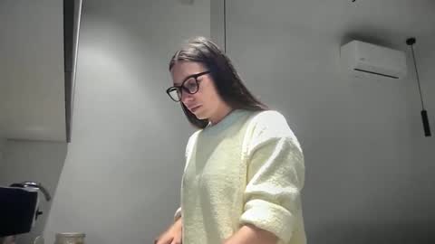 malina568708 online show from 19, 10, 2025