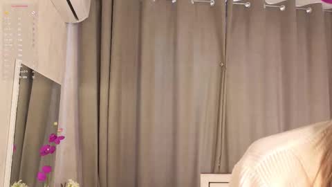 Snapshot of malisatrigueiro chatting on 5, 2, 2026 Evelyn online show from 5, 2, 2026