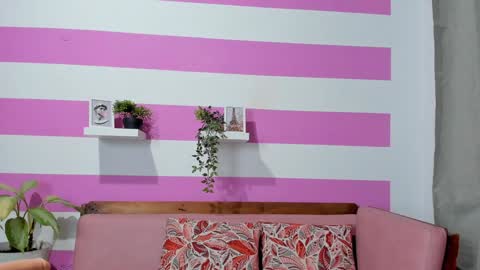 Malka online show from 1, 2, 2025