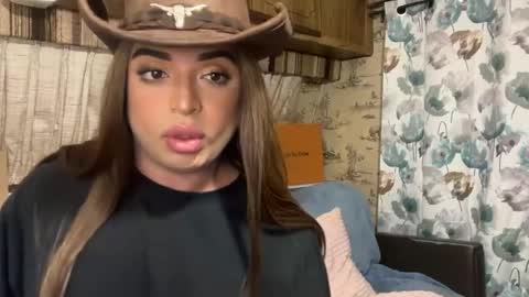 Snapshot of malliemal55 chatting on 22, 6, 2026 malliemal55 online show from 22, 6, 2026