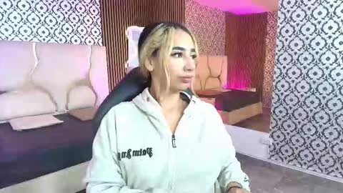 Malory  online show from 10, 1, 2026