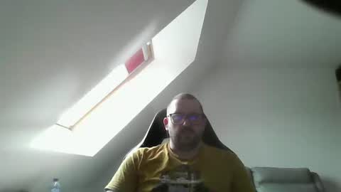 Snapshot of malou2927 chatting on 3, 5, 2026 breton online show from 3, 5, 2026