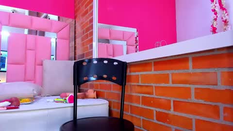 Snapshot of malu_horny_69 chatting on 9, 3, 2025 Melanie online show from 9, 3, 2025