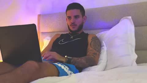 Snapshot of maluma09 chatting on 8, 10, 2025 maluma09 online show from 8, 10, 2025