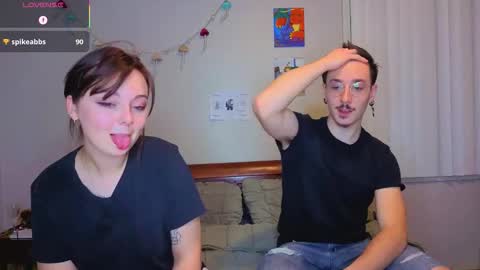 MamiCloudz online show from 12, 11, 2025