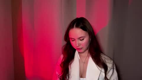 Snapshot of mammieknowles chatting on 26, 2, 2026 Mia Davis online show from 26, 2, 2026