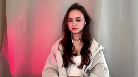 Snapshot of mammieknowles chatting on 27, 2, 2026 Mia Davis online show from 27, 2, 2026