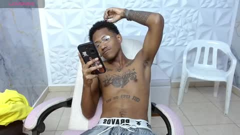 Snapshot of man_sant11 chatting on 9, 4, 2026 man_sant11 online show from 9, 4, 2026