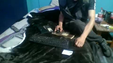 Snapshot of man_uel76 chatting on 23, 12, 2025 man_uel76 online show from 23, 12, 2025