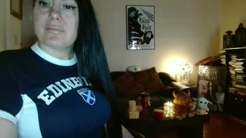 mandaloriangirlsfight online show from 25, 2, 2026