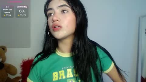 Snapshot of mandy_2 chatting on 7, 10, 2025 mandy_2 online show from 7, 10, 2025