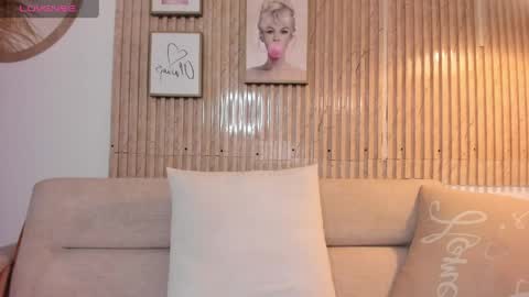 Snapshot of mandy_bloom chatting on 21, 4, 2026 mandy_bloom online show from 21, 4, 2026