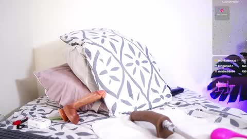 mandy_l33_ online show from 17, 2, 2025