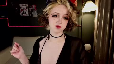 Snapshot of mandy_torres chatting on 22, 4, 2026 Luna online show from 22, 4, 2026