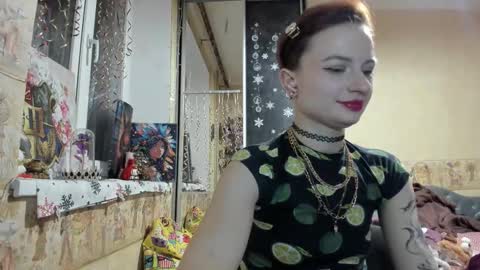 Snapshot of mandyshine chatting on 4, 2, 2026 Mandy online show from 4, 2, 2026