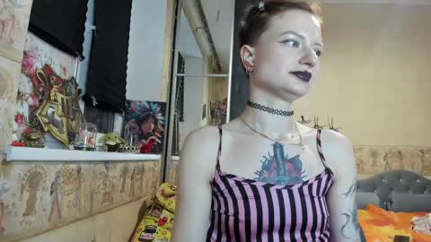 Snapshot of mandyshine chatting on 18, 4, 2026 Mandy online show from 18, 4, 2026