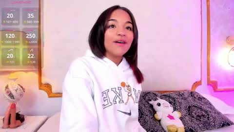 manelyk_evanss online show from 22, 9, 2025