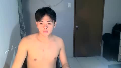 Snapshot of manhattan_men18 chatting on 7, 3, 2025 JM18 online show from 7, 3, 2025