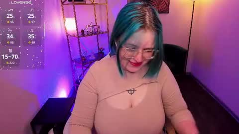 Snapshot of manic_pixie_ chatting on 16, 6, 2026 manic_pixie_ online show from 16, 6, 2026