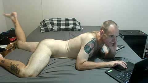 Snapshot of manlyman94 chatting on 4, 8, 2026 manlyman94 online show from 4, 8, 2026