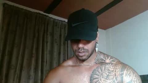 Snapshot of manolofitt chatting on 13, 5, 2026 Manolo online show from 13, 5, 2026