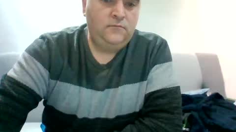 Snapshot of manu00004 chatting on 5, 1, 2025 marine lopez online show from 5, 1, 2025