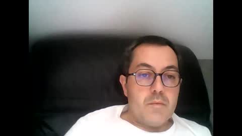 Snapshot of manu5933 chatting on 17, 10, 2025 manu5933 online show from 17, 10, 2025