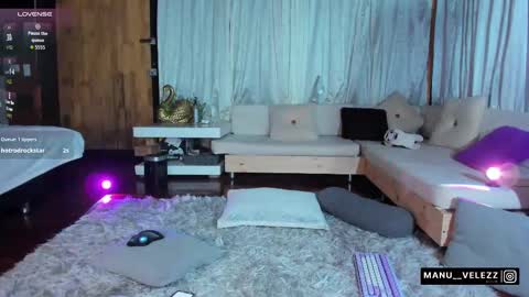 Manu Velez  online show from 23, 9, 2025