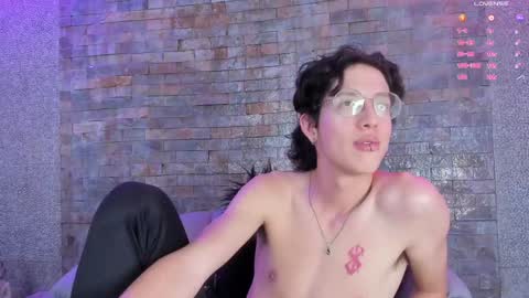 Manuel online show from 5, 1, 2025