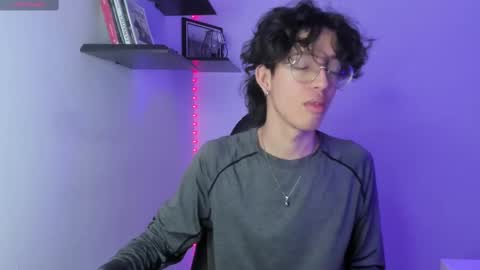 Manuel online show from 5, 3, 2025