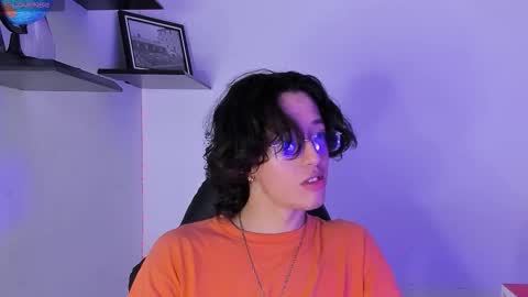 Manuel online show from 14, 11, 2025