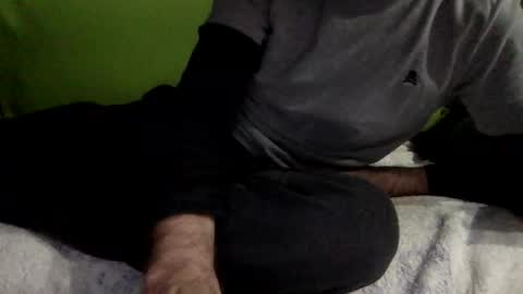 Snapshot of manubriox chatting on 9, 5, 2026 manubriox online show from 9, 5, 2026