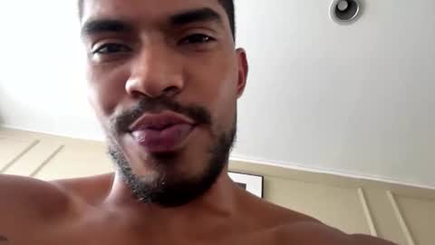Snapshot of manuel__brown chatting on 25, 5, 2026 Manuel online show from 25, 5, 2026