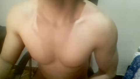 Snapshot of manuelcadavid18 chatting on 9, 7, 2026 manuelcadavid18 online show from 9, 7, 2026