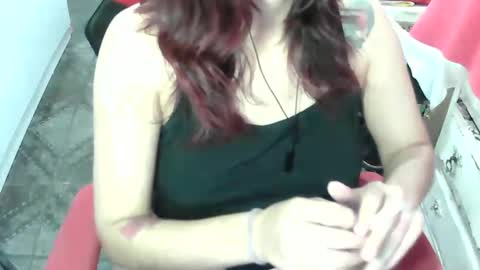 Manu Escarlate online show from 23, 3, 2026