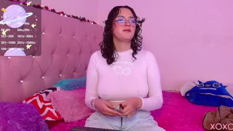 Snapshot of manumeow_ chatting on 1, 2, 2025 Manu online show from 1, 2, 2025