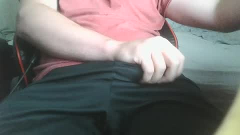 Snapshot of manwithsausage98 chatting on 7, 8, 2026 manwithsausage98 online show from 7, 8, 2026