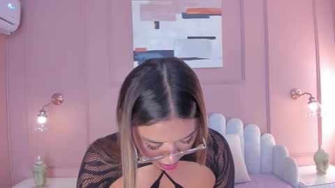 Snapshot of mara_brooks chatting on 5, 3, 2025 Mara online show from 5, 3, 2025