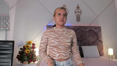 mara_winters_ online show from 30, 11, 2025