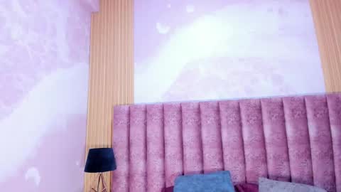 Snapshot of maralinette22 chatting on 19, 3, 2026 maralinette22 online show from 19, 3, 2026