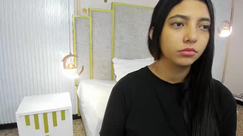 Snapshot of maraluna_ chatting on 17, 1, 2026 Maraluna online show from 17, 1, 2026