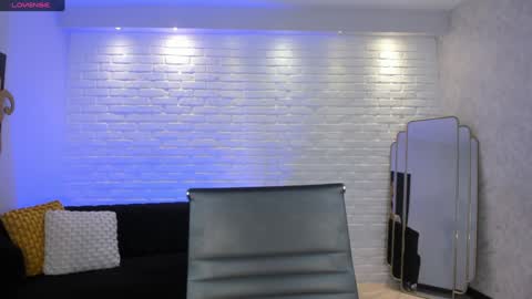 Snapshot of mararicci chatting on 27, 12, 2024 MARA online show from 27, 12, 2024