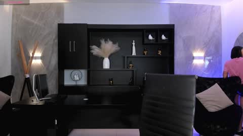 Snapshot of mararicci chatting on 29, 12, 2024 MARA online show from 29, 12, 2024