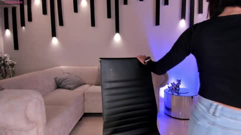 Snapshot of mararicci chatting on 25, 1, 2025 MARA online show from 25, 1, 2025