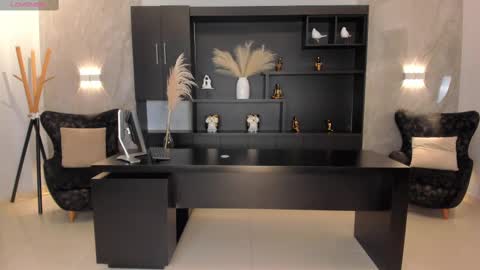 Snapshot of mararicci chatting on 16, 2, 2025 MARA online show from 16, 2, 2025